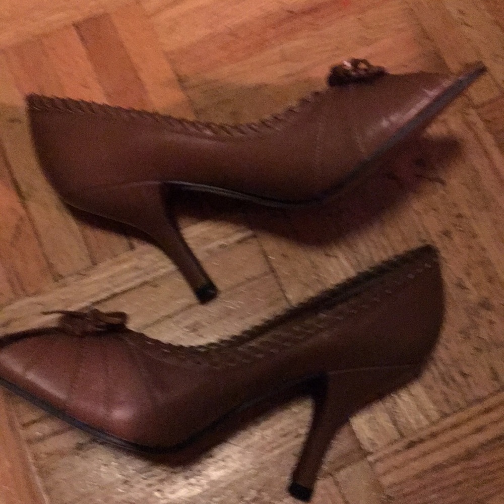 Shoes - Picture 2 of 3